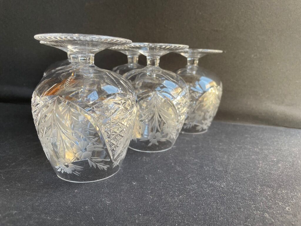 6 cognac glasses – blown and cut crystal