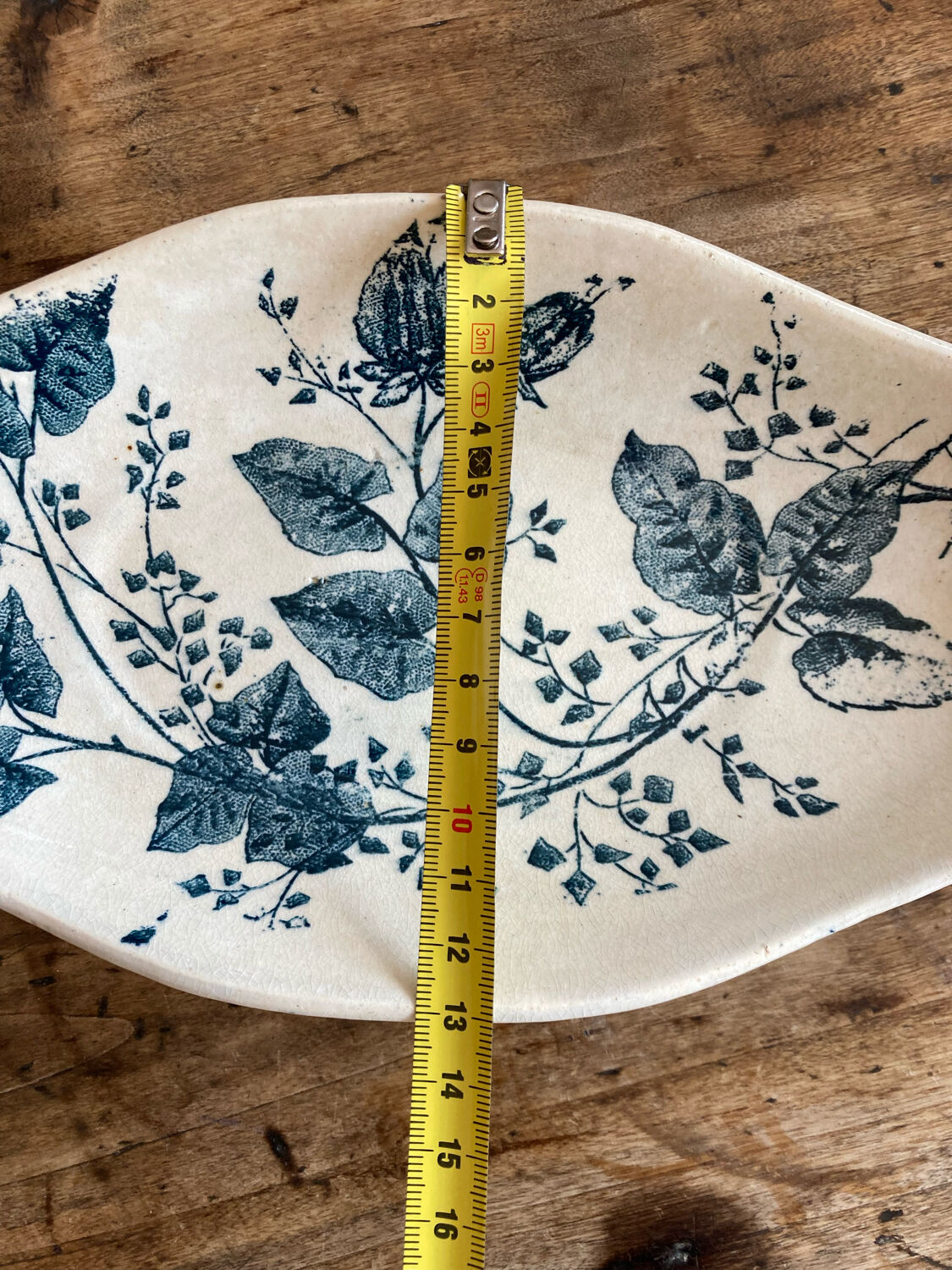 Empty pocket Boutras iron earth