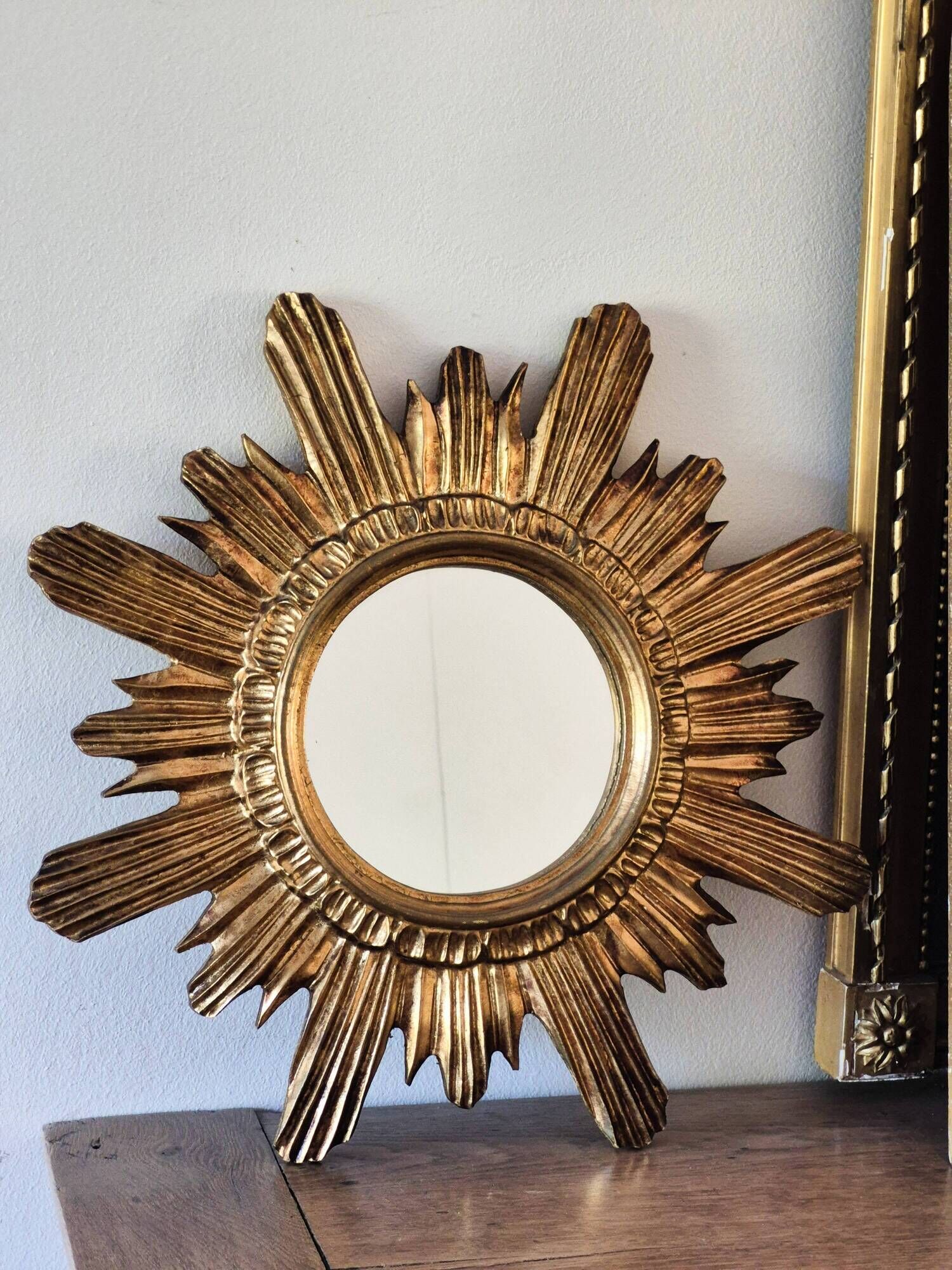 Golden sun mirror in wood, vintage, 1950s, made in Italy.