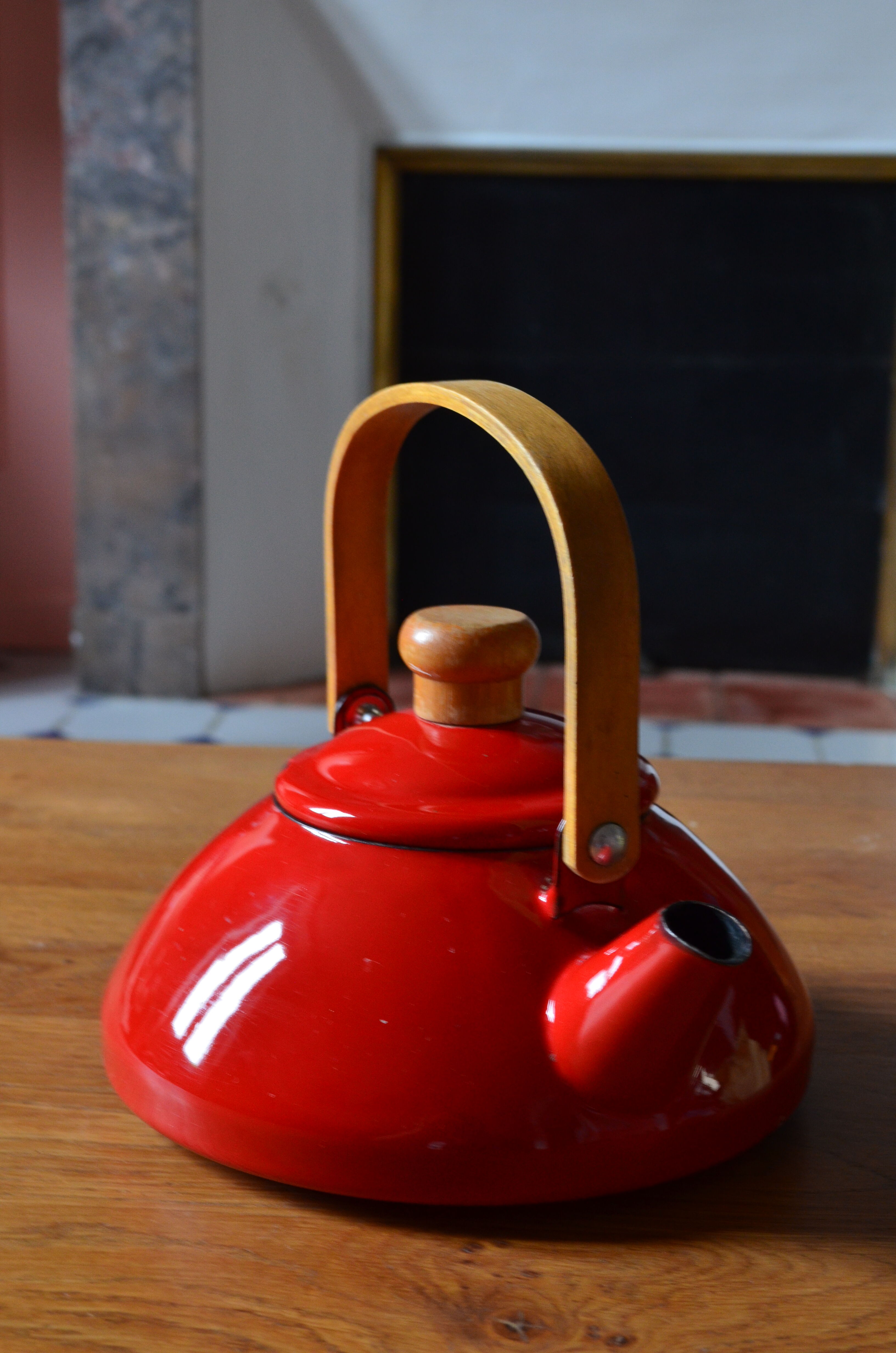 Enamelled kettle from the 80s