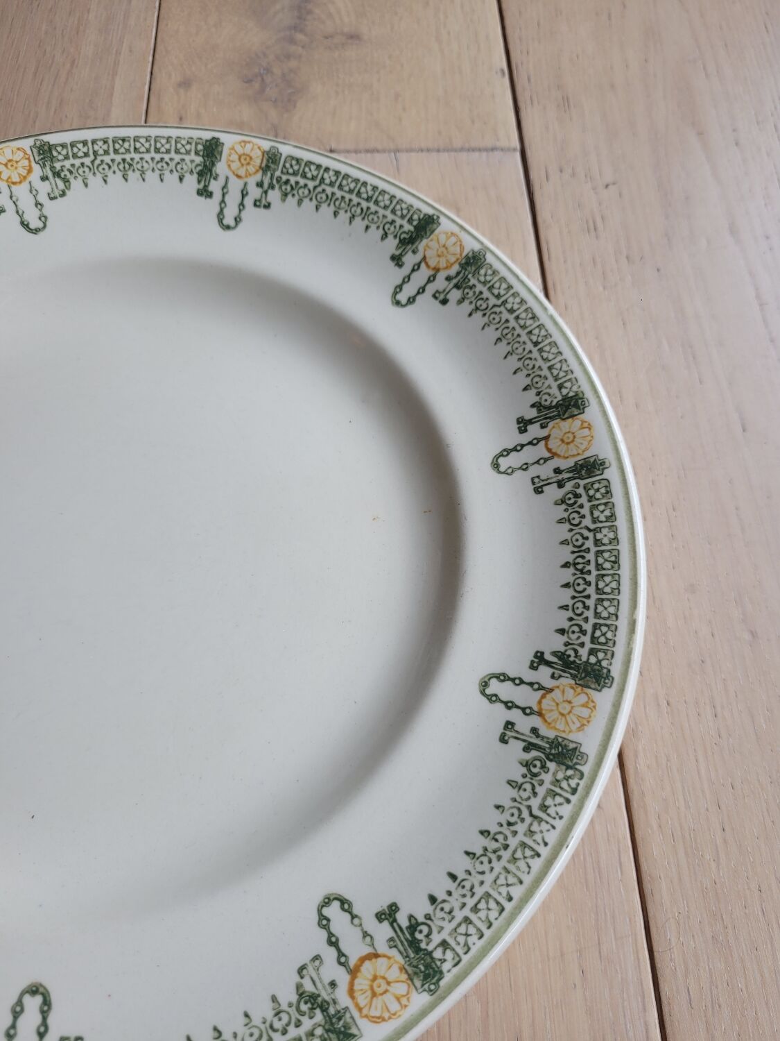 Assiette plate Longjumeau de Longwy