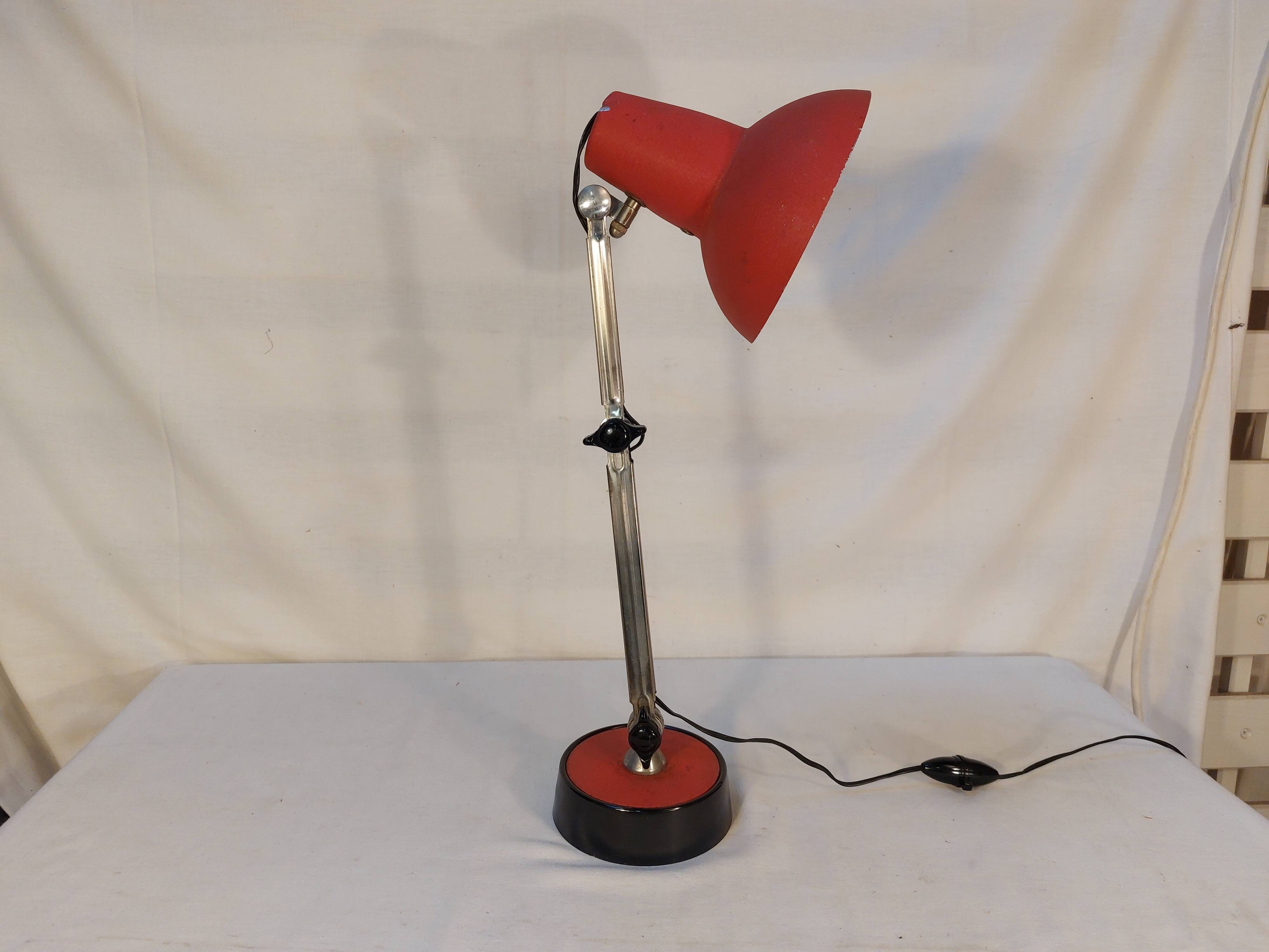 Vintage red articulated desk lamp - 70s/80s