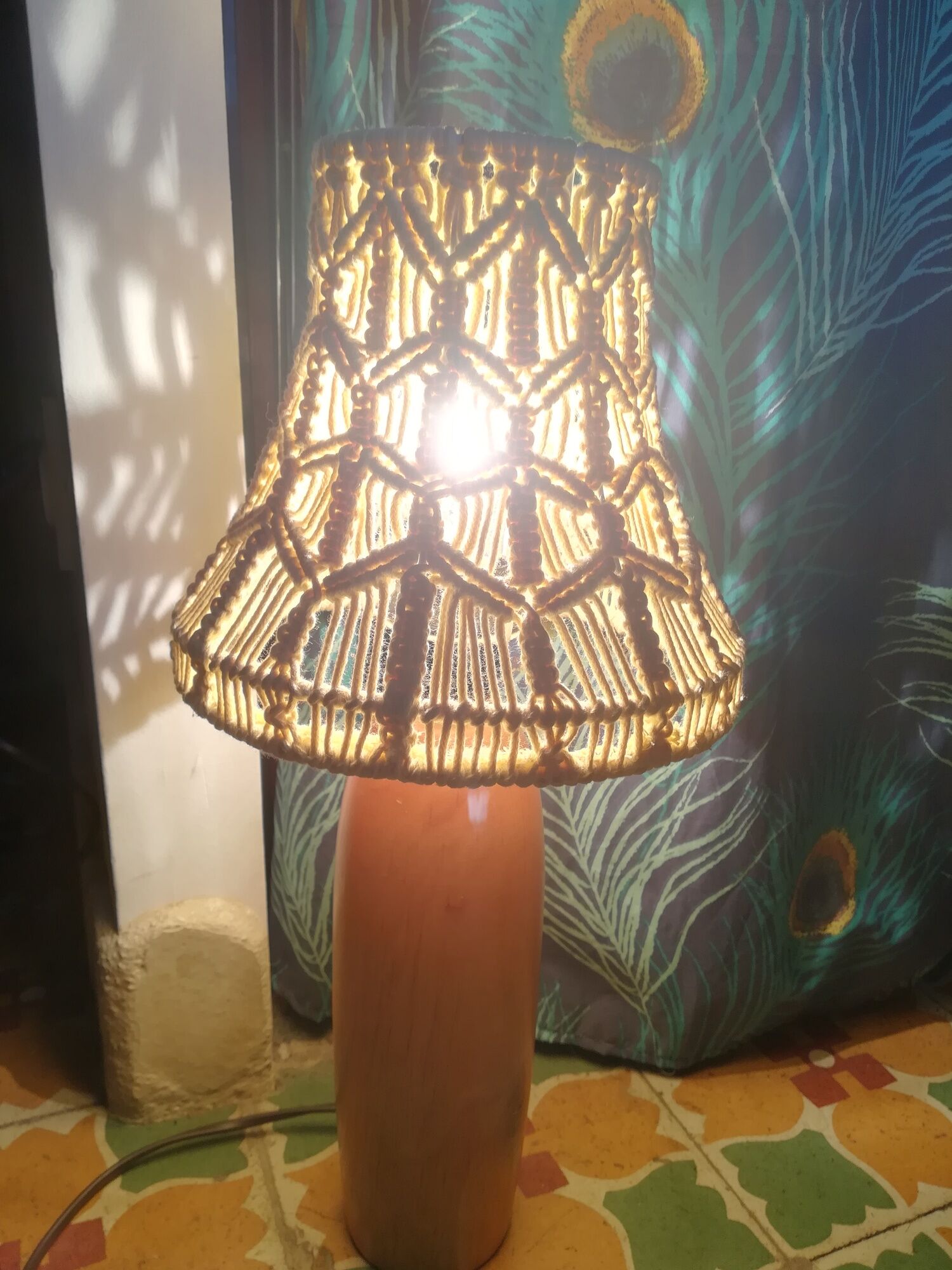 Wooden and macramé lamp