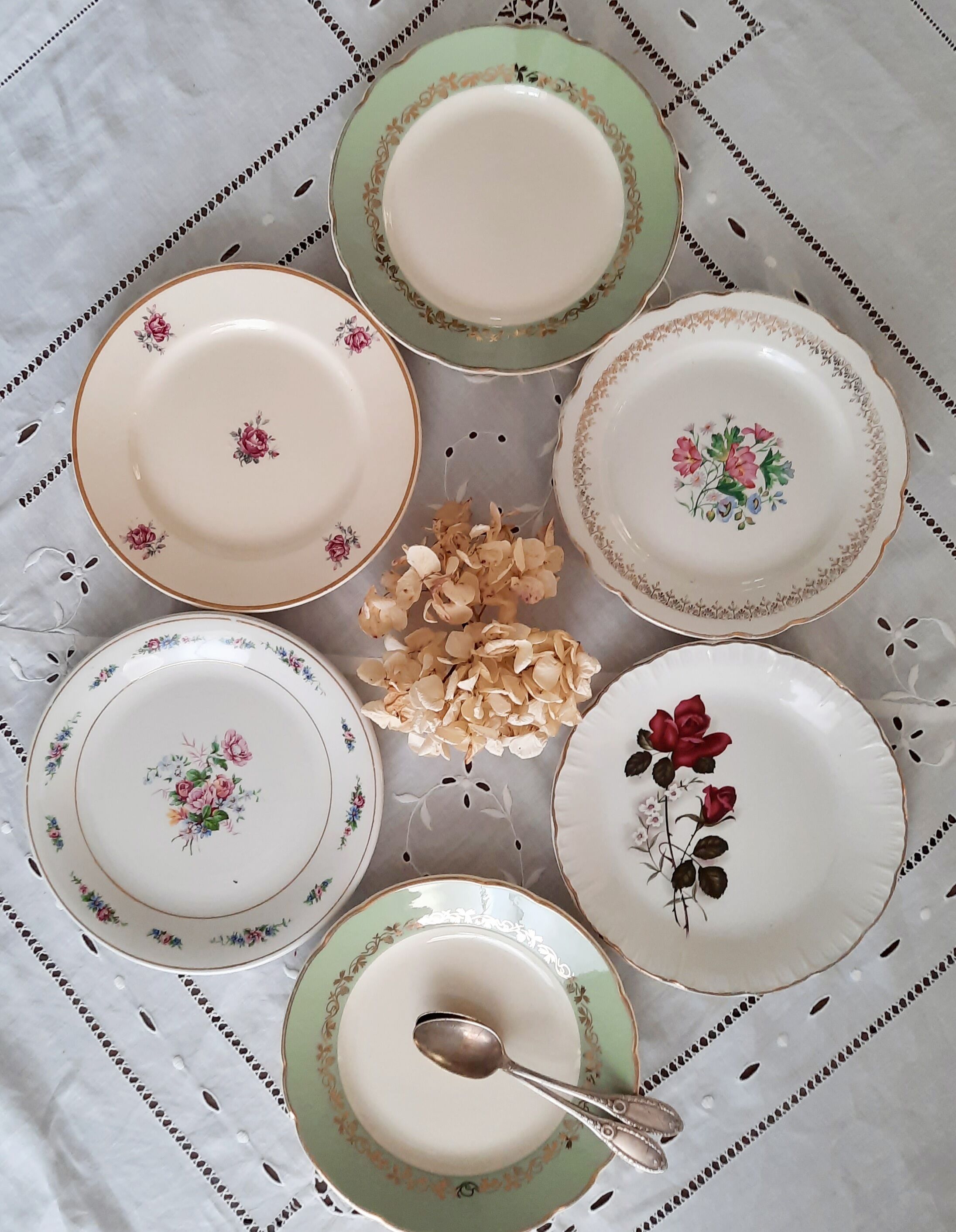 6 mismatched old dessert plates