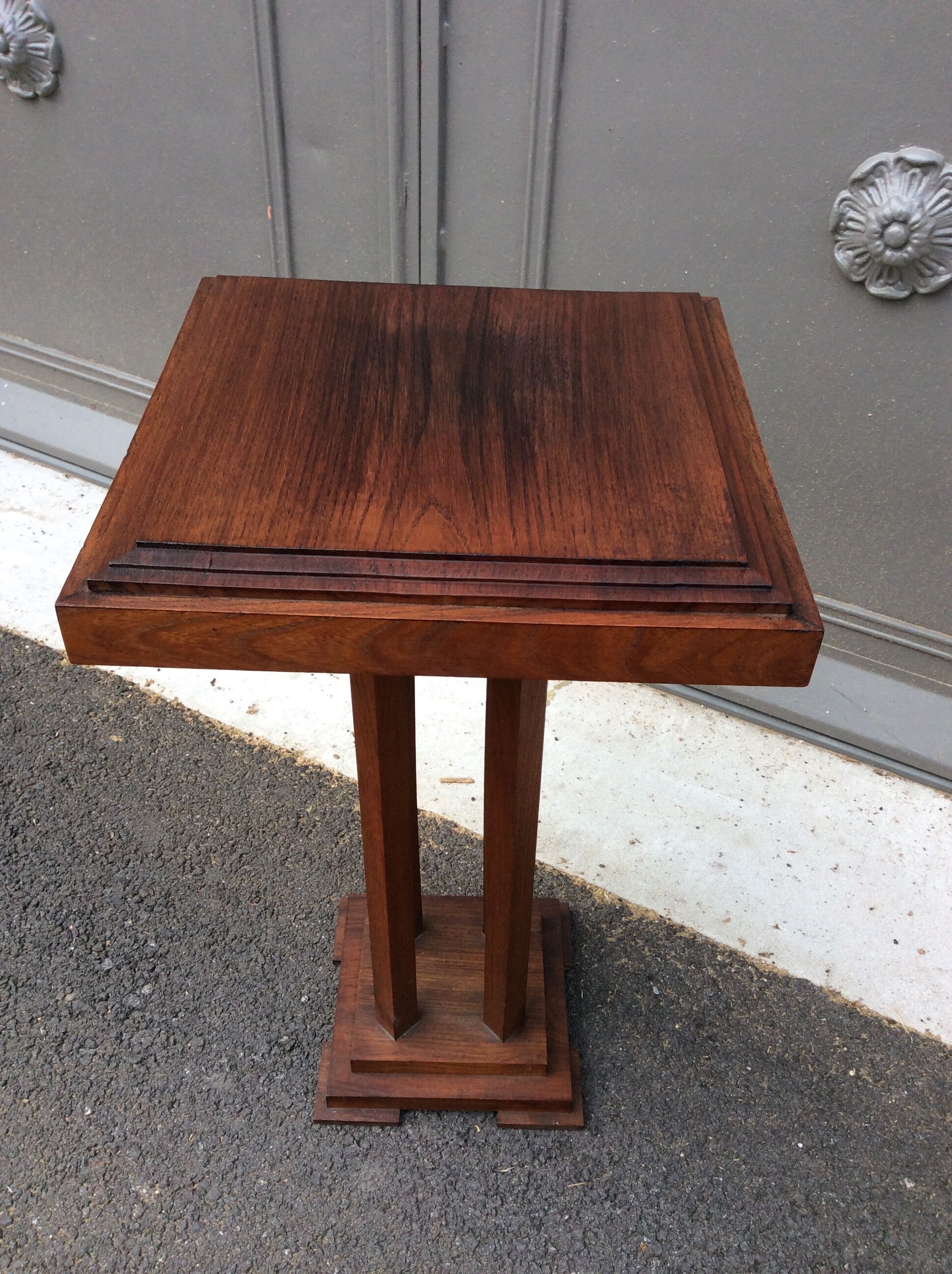 Vintage 1940 vintage mahogany art deco pedestal