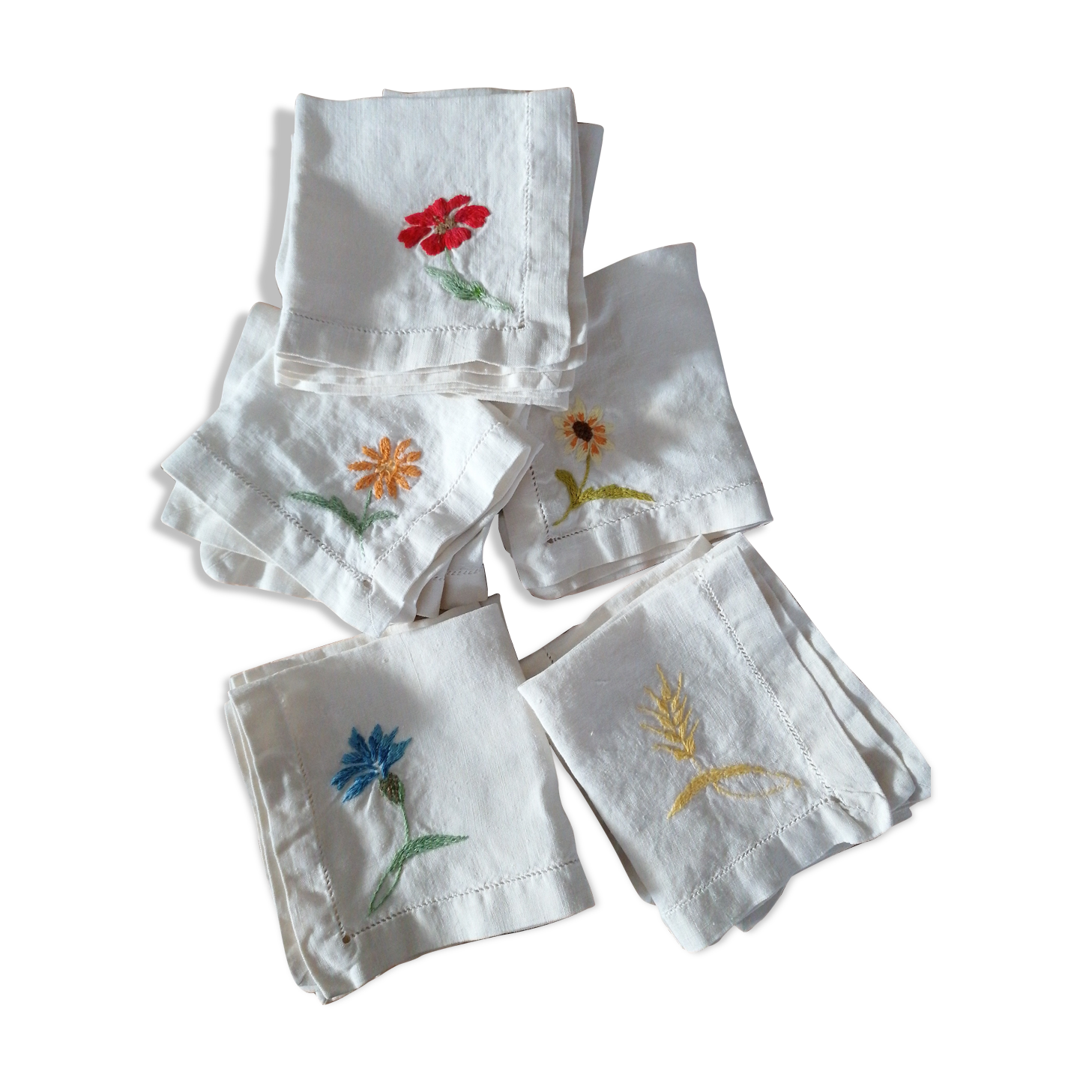 12 embroidered towels