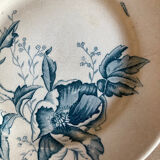 Terre de fer plate “Christmas Rose” pattern