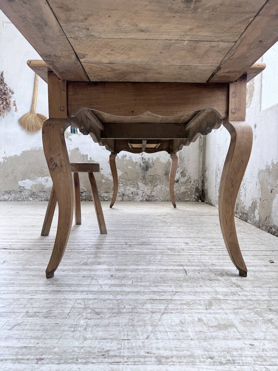 Farm table cherry wood with curved legs, 19th century.