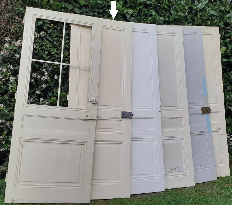 Communication door h221x79cm old paneled, molded, interior