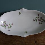 Set of dishes and ramekins
