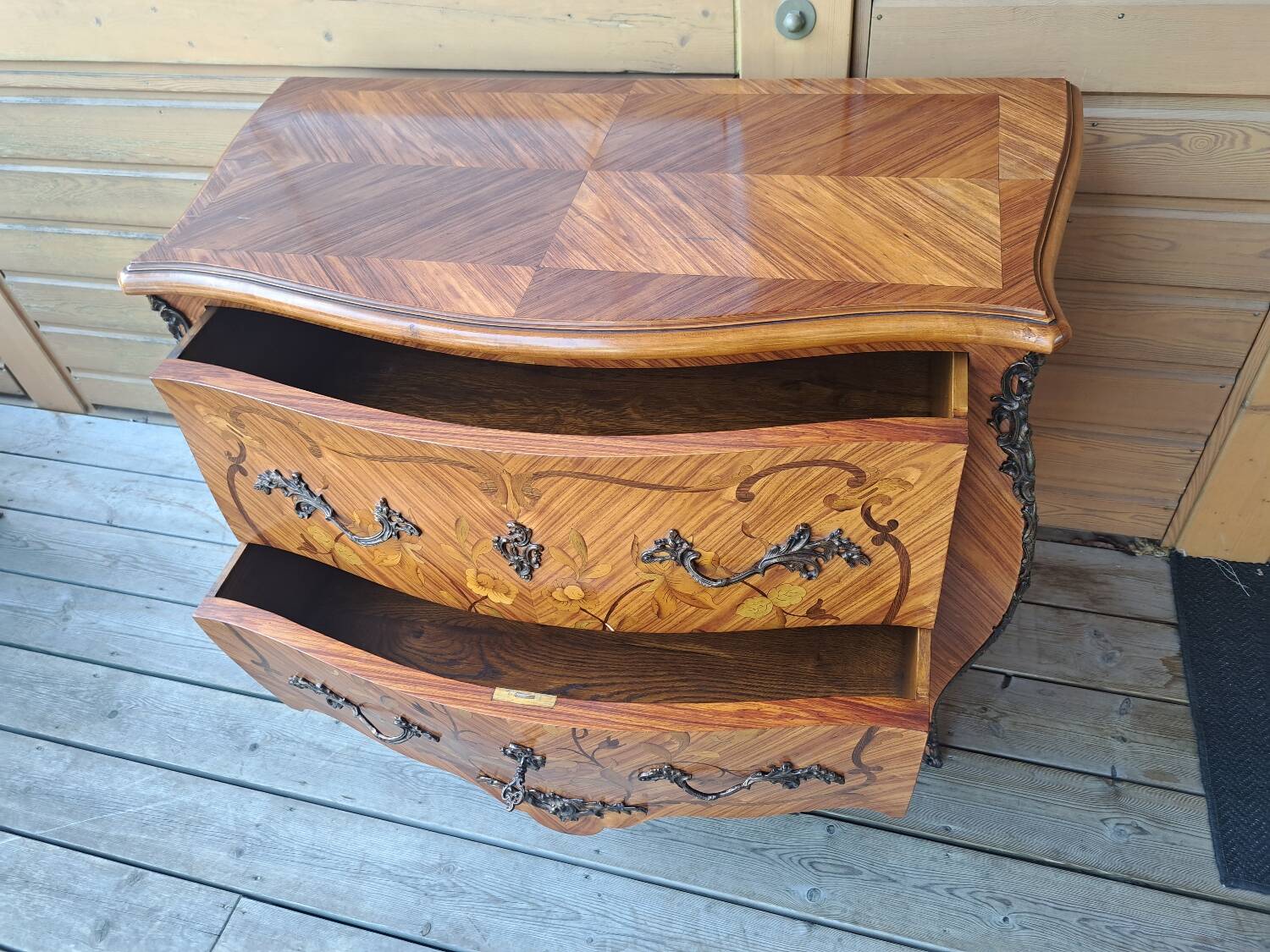 Louis XV chest of drawers