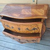 Louis XV chest of drawers