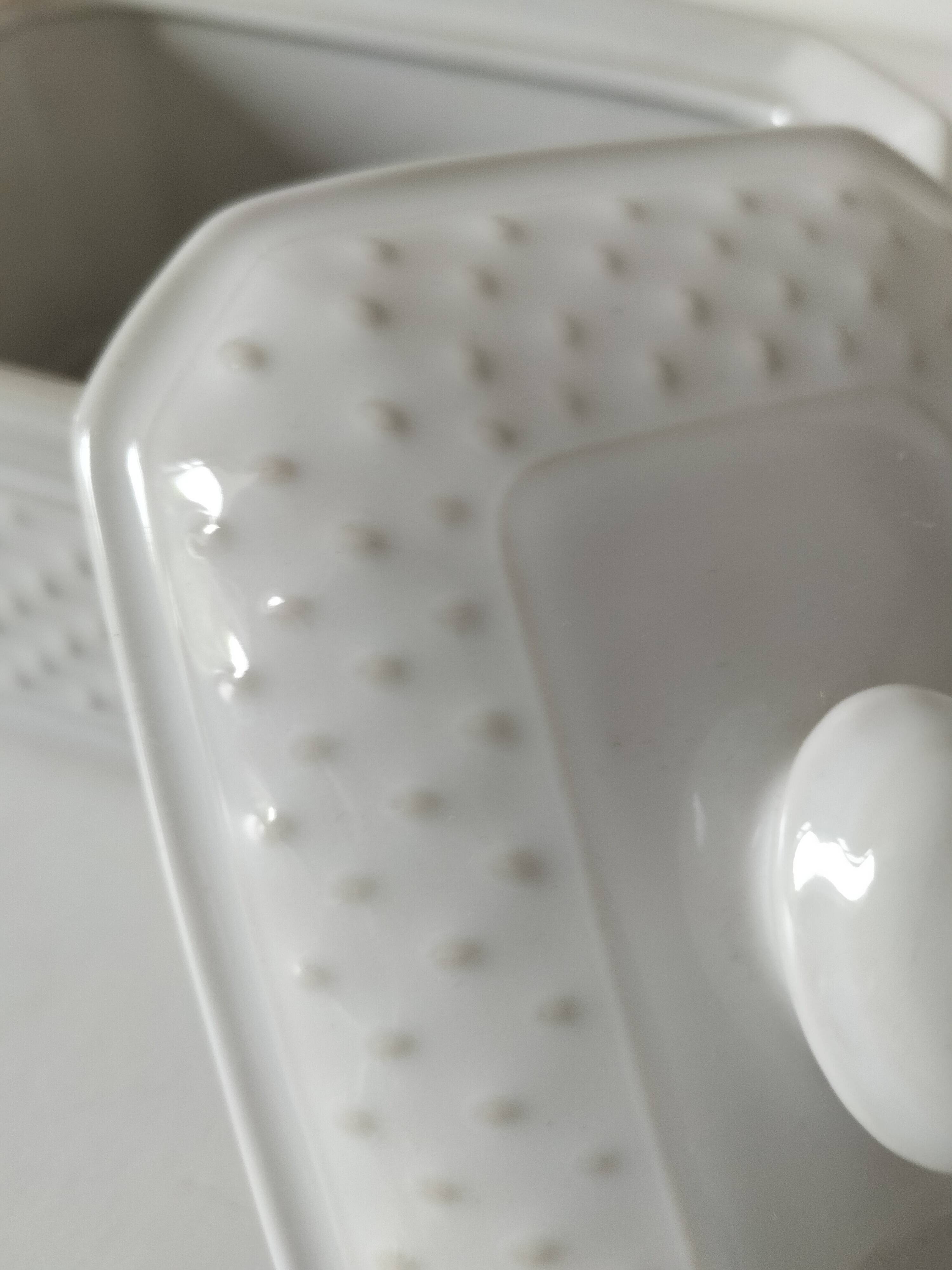 Small white porcelain terrine Geneviève Lethu – graphic relief