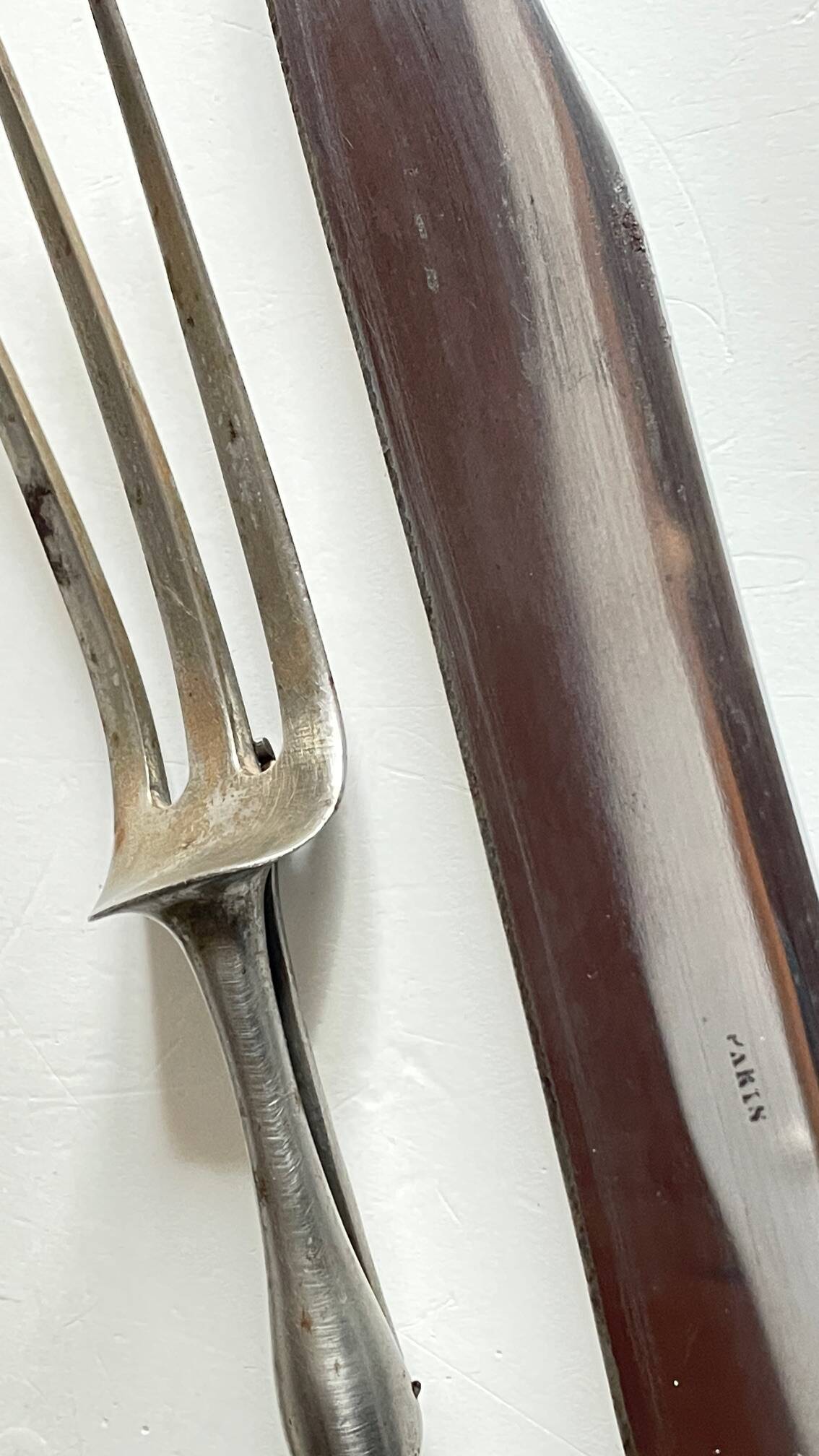 Silver and Silver-Plated Meat Cutlery PARIS