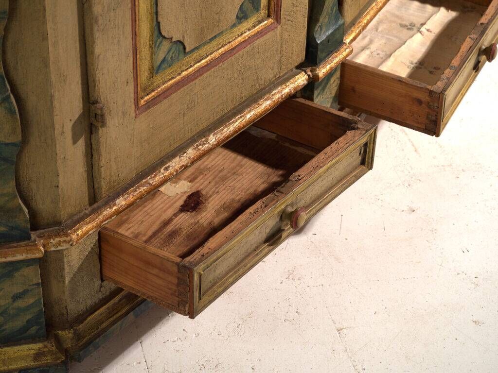 Antique baroque wardrobe painted in pine – Austro-Hungarian Empire, Year 1794