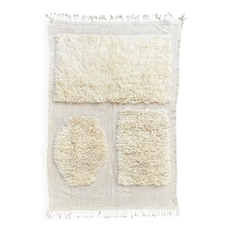 Tapis Beni Ouarain marocain en laine écrue