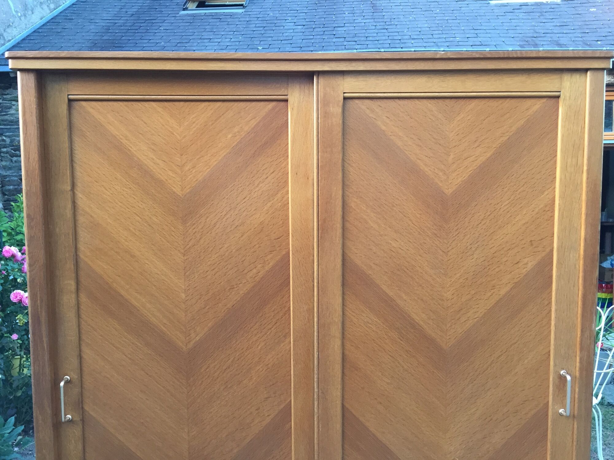 Vintage wardrobe with compass feet in oak and oak cp with 2 sliding doors.