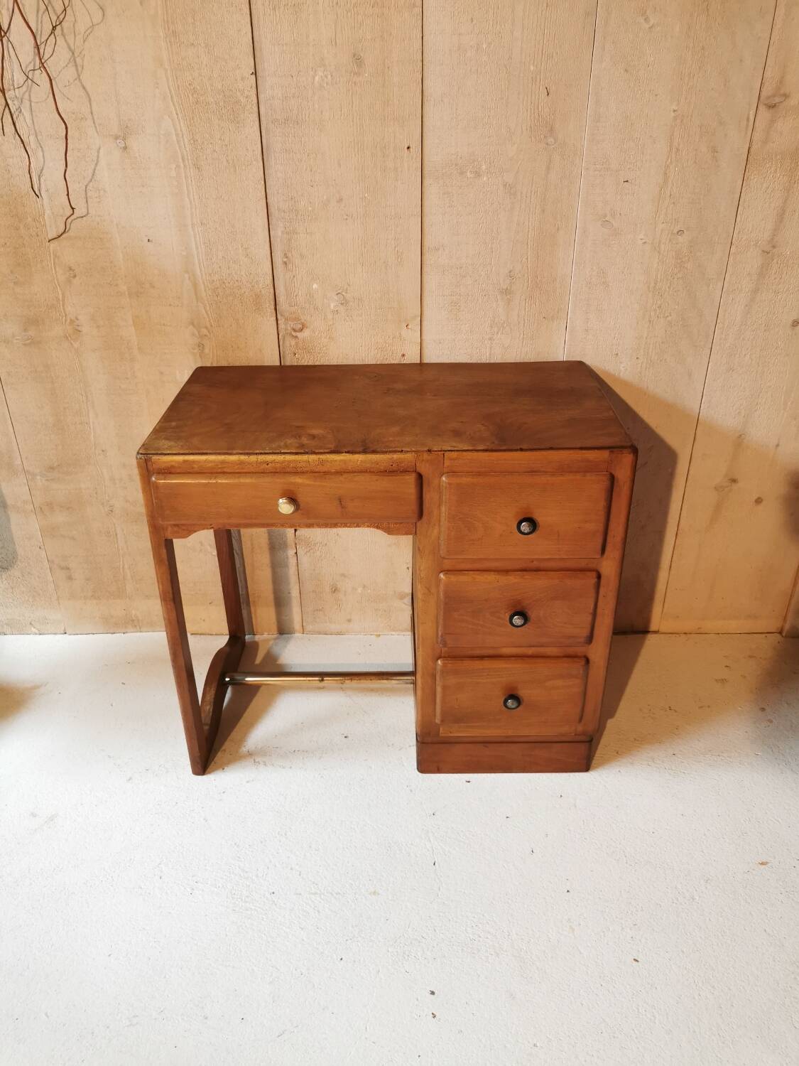 Small desk