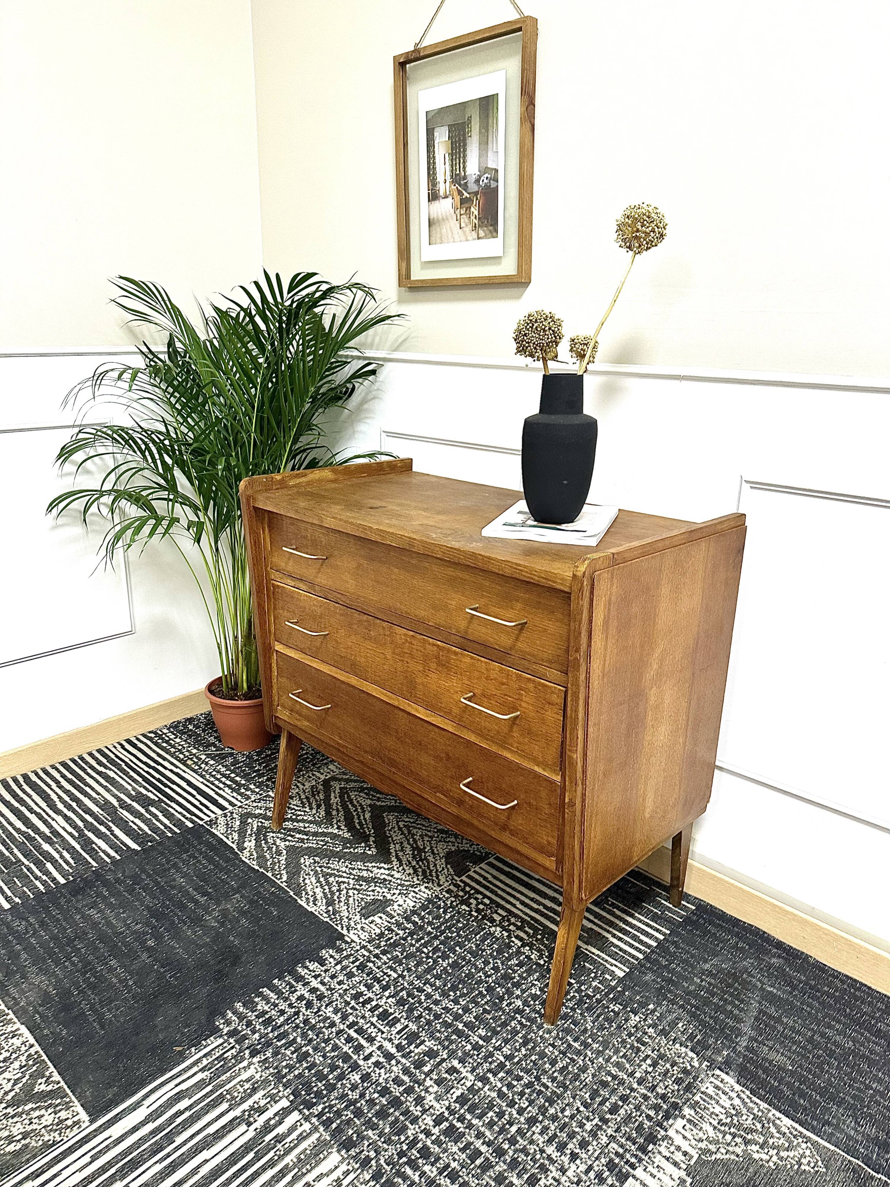 Commode vintage scandinave