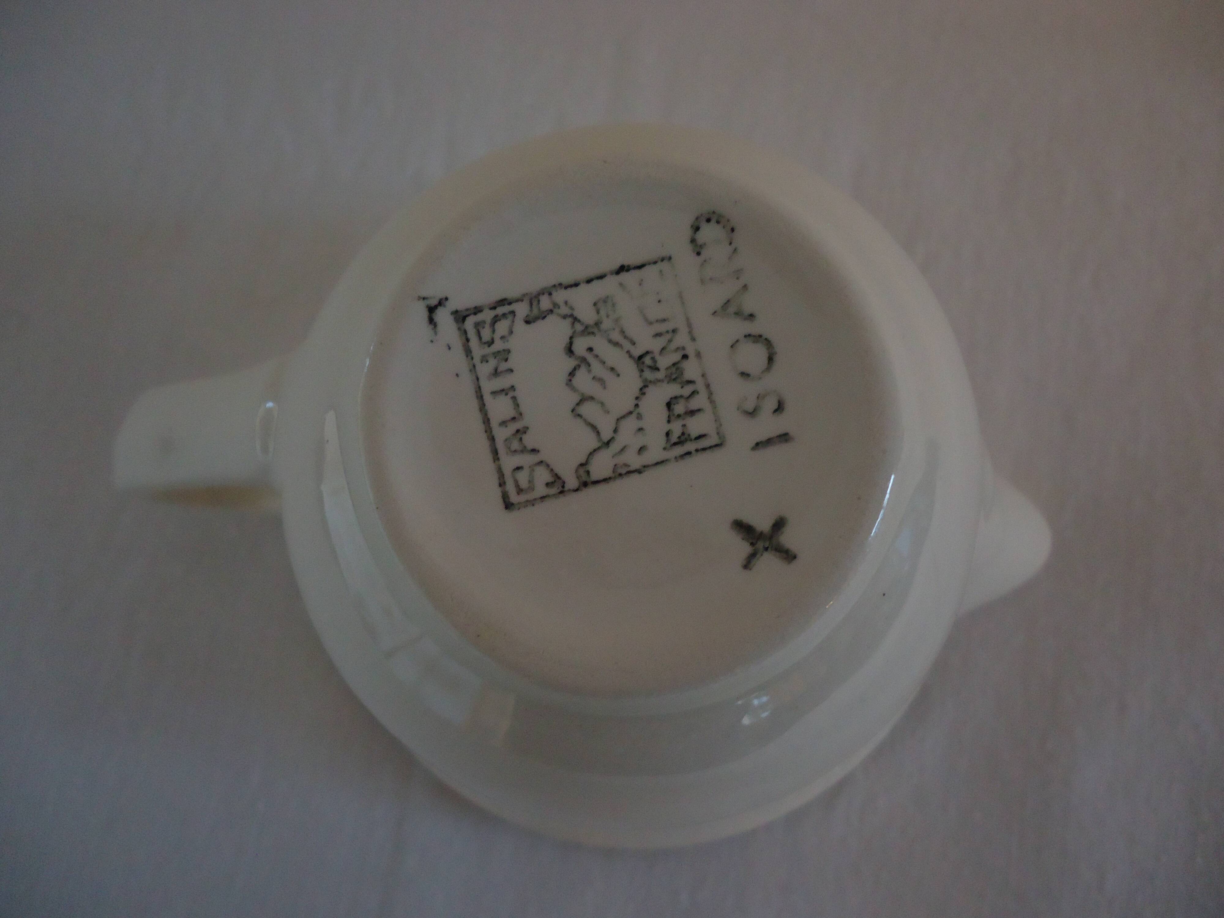 Pot à lait porcelaine de salains modèle isoard