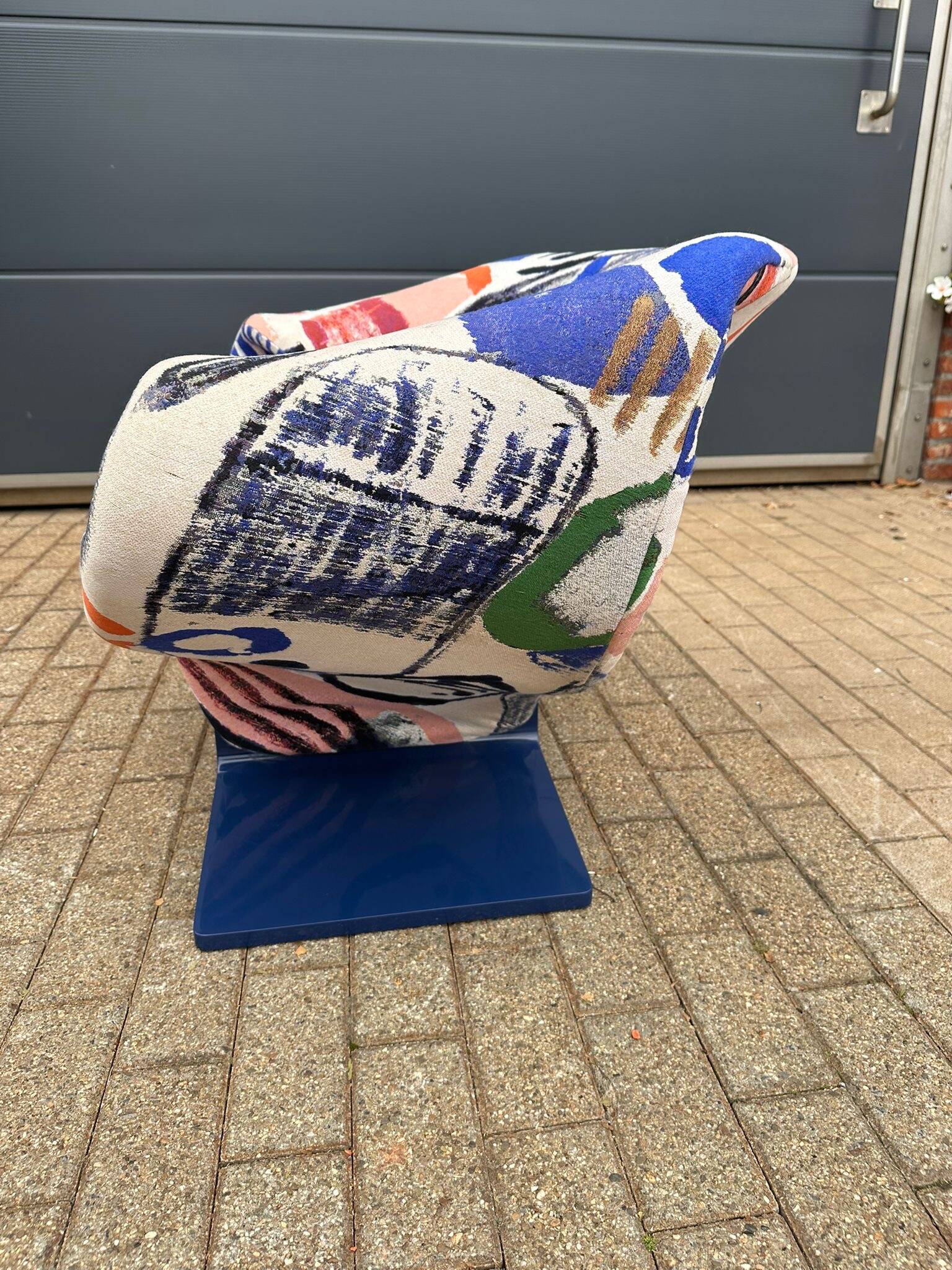 Artifort Ribbon chair by Pierre Paulin, Pierre Frey: The Painter's Canvas