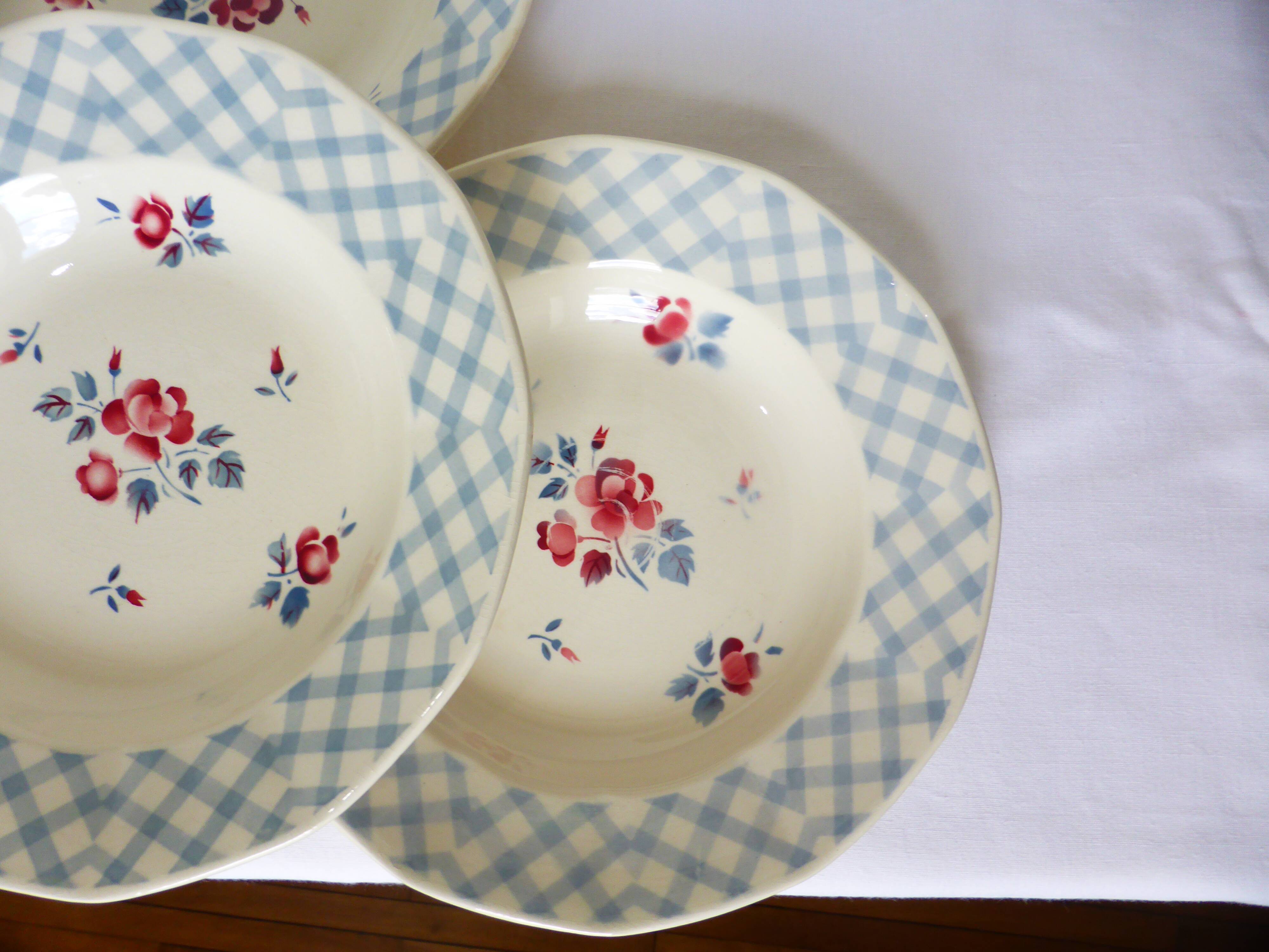 4 hollow plates of Digoin and Sarreguemines model Bastia 220629