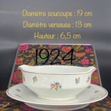 Porcelain sauceboat 1924