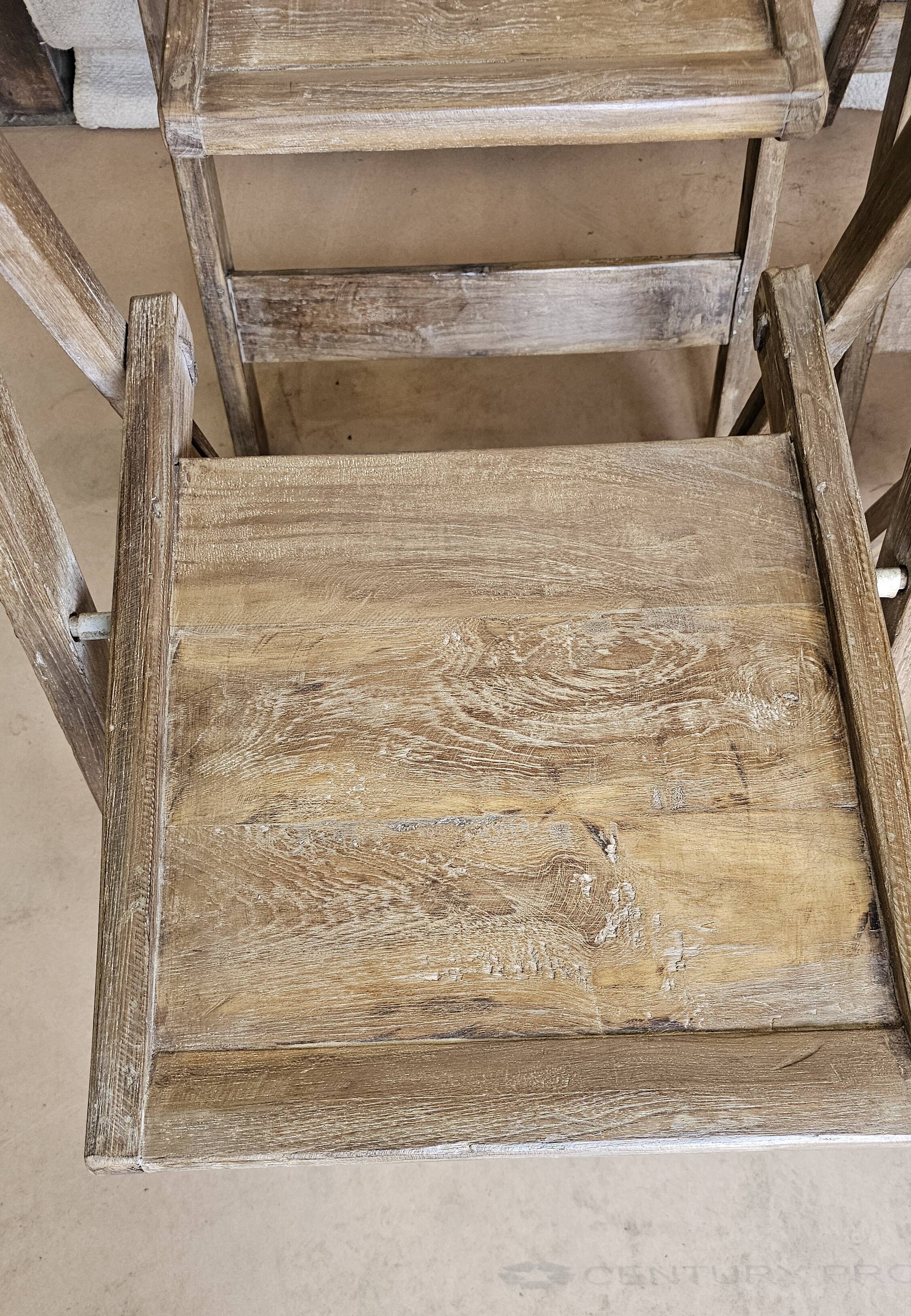 Set of 6 folding cinema chairs in teak