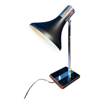 Italian design desk lamp from the 1960s.