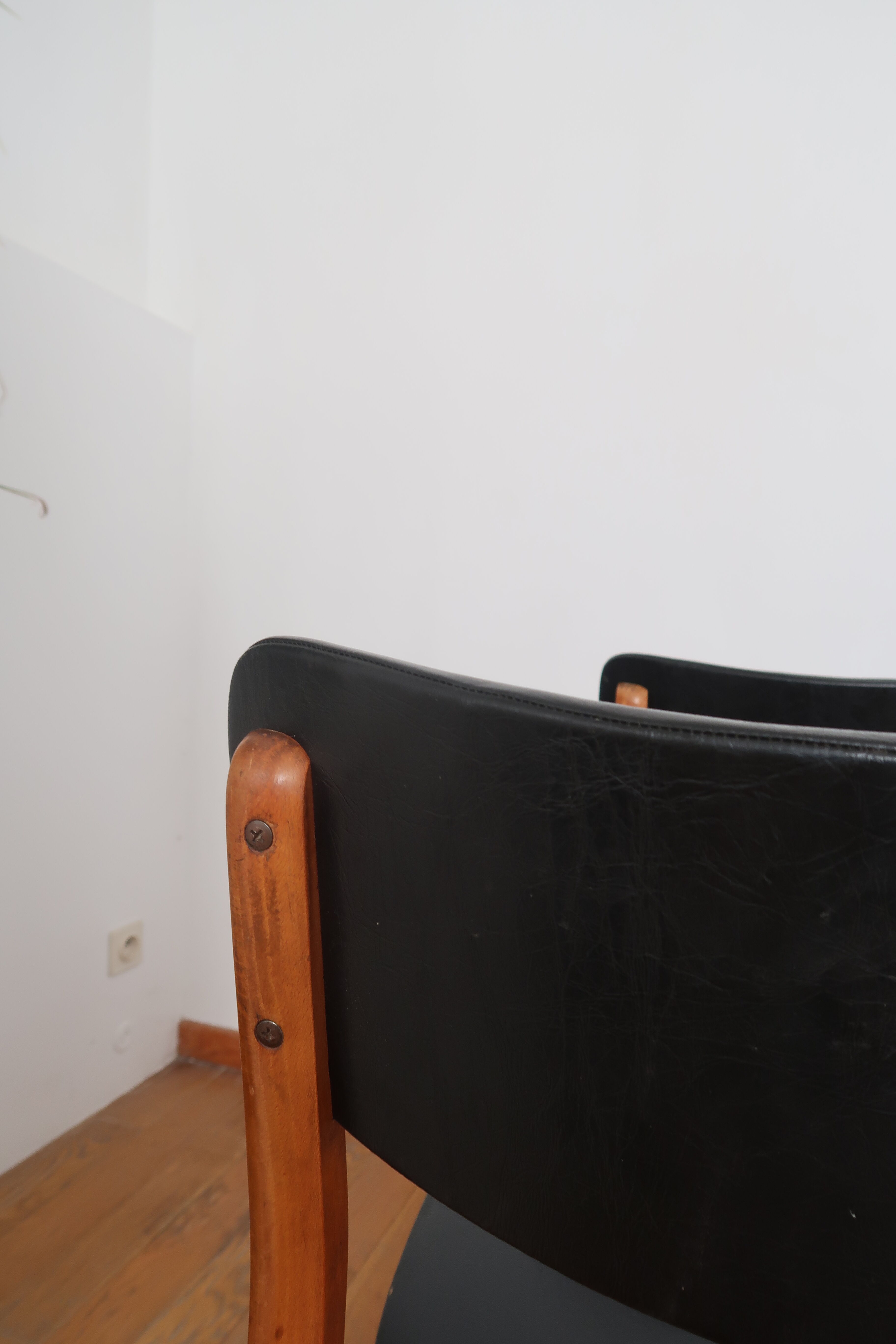 Lot de 6 chaises scandinaves skaï noir
