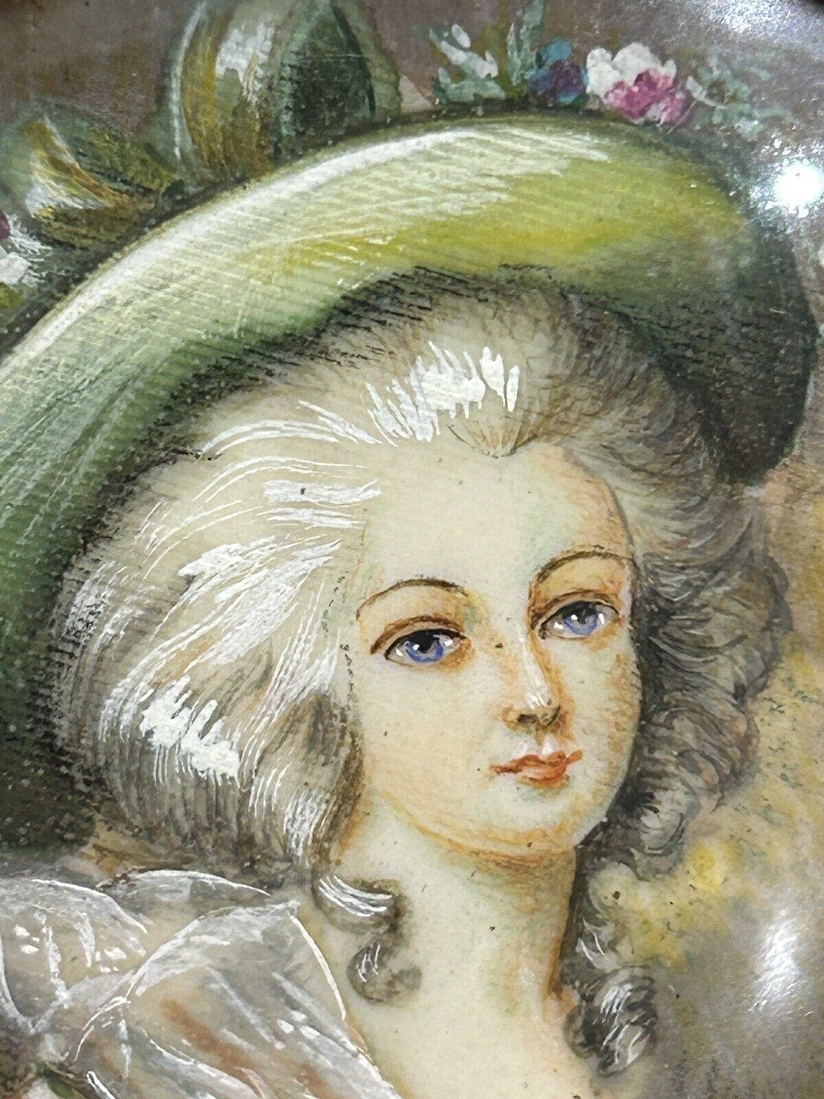 Tableau médaillon, peinture miniature portrait femme au chapeau, " bardi "