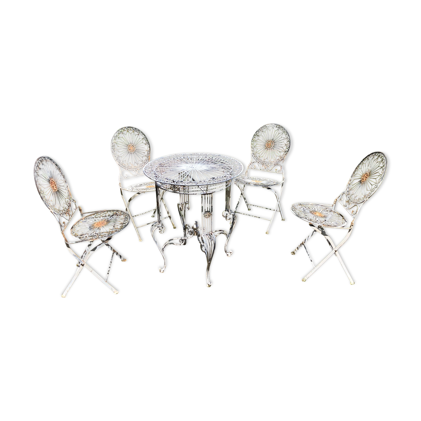 Ancient folded garden lounge in cast iron