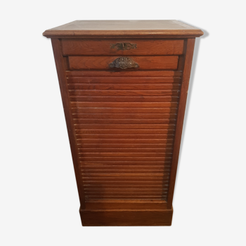 Furniture with sliding drawer