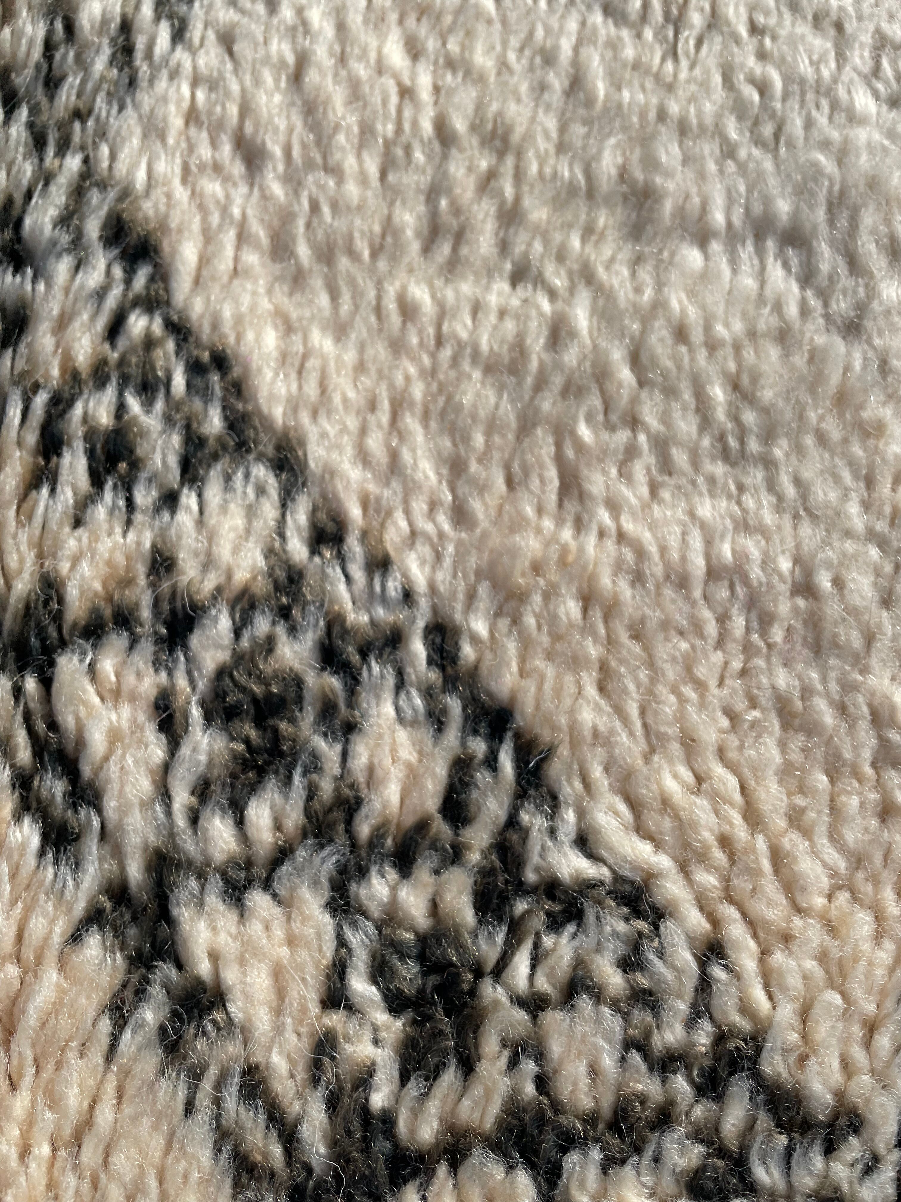 Carpet berbere beni ouarain old years 1958 modern