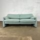 Canapé Cassina Maralunga turquoise / vert conçu par Vico Magistretti
