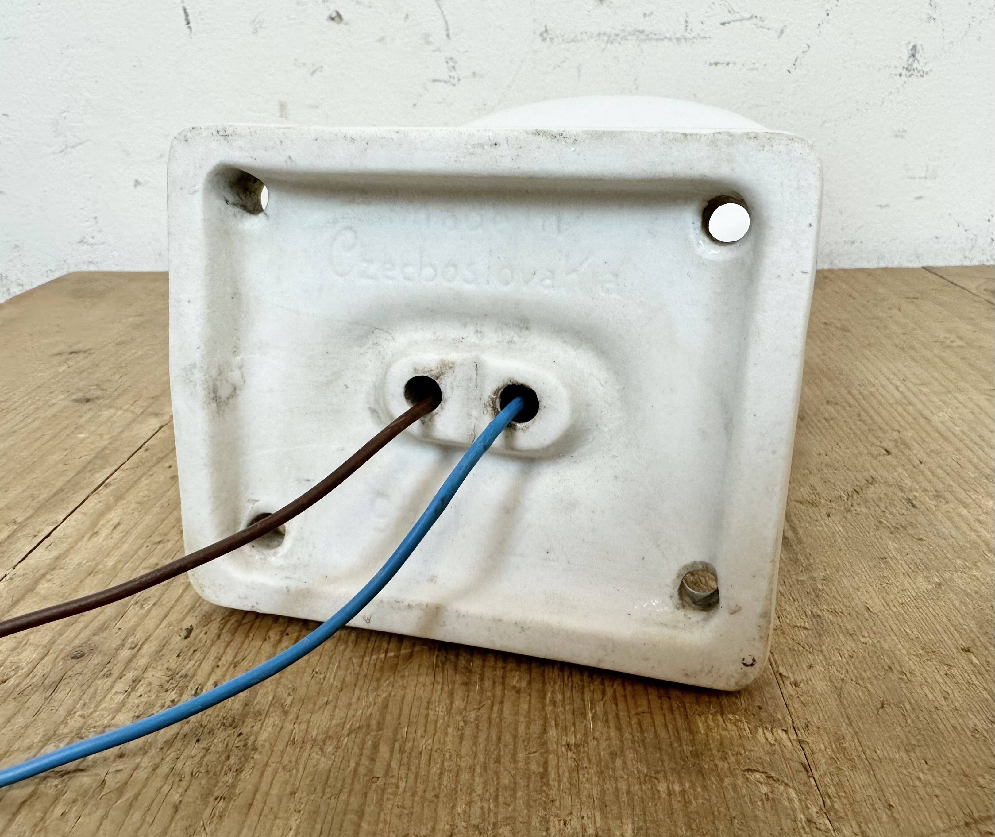 Vintage white porcelain wall light, 1960s