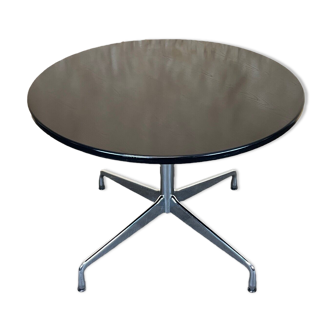 Segmented table by Charles & Ray Eames for Vitra Black Chrome