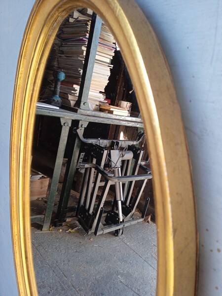 Gilded wood mirror period 1960 oval