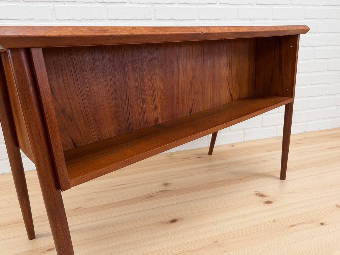 Gunnar Nielsen Teak Desk for Tibergaard, 1960s.