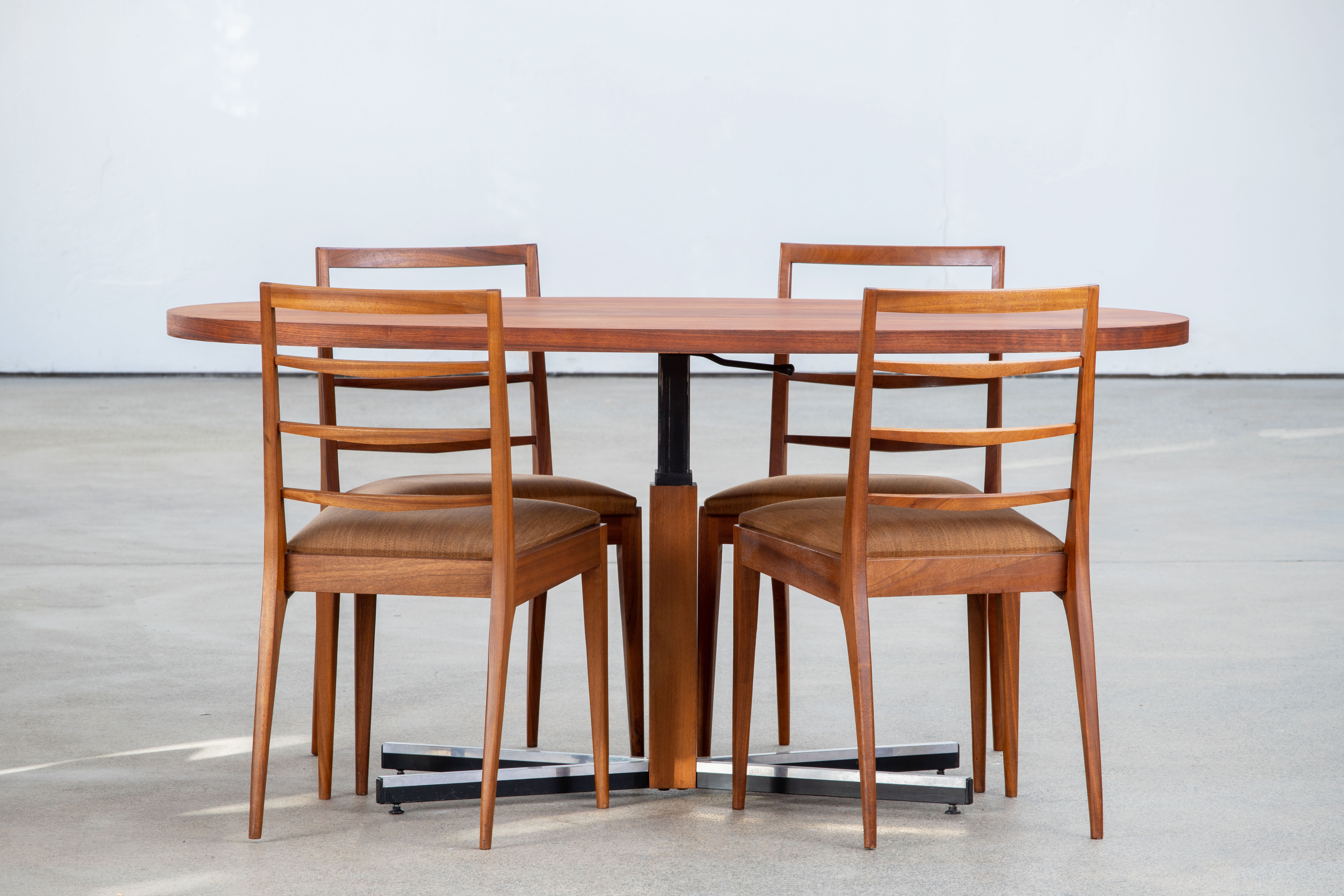 Vintage Scandinavian Table – 160 cm