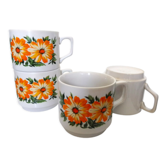 Lot de 4 tasses signées Tognana