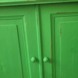 Buffet parisien ancien patiné vert