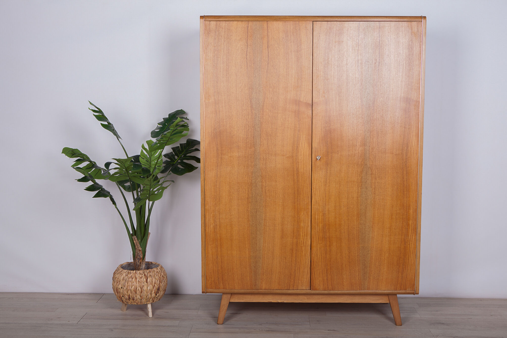 Ash wardrobe by Bohumil Landsman for Jitona, 1960