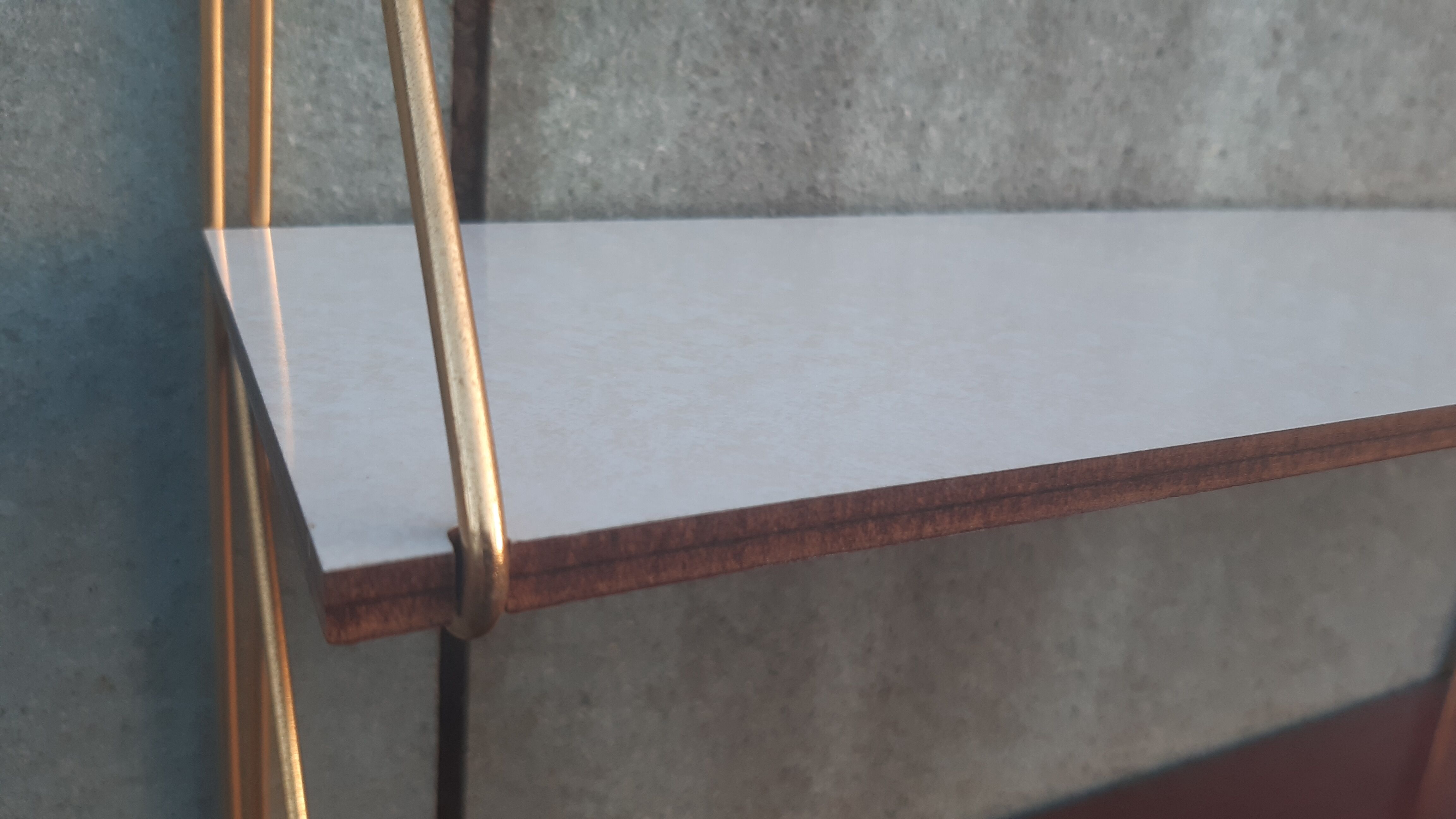 Shelf string 1970