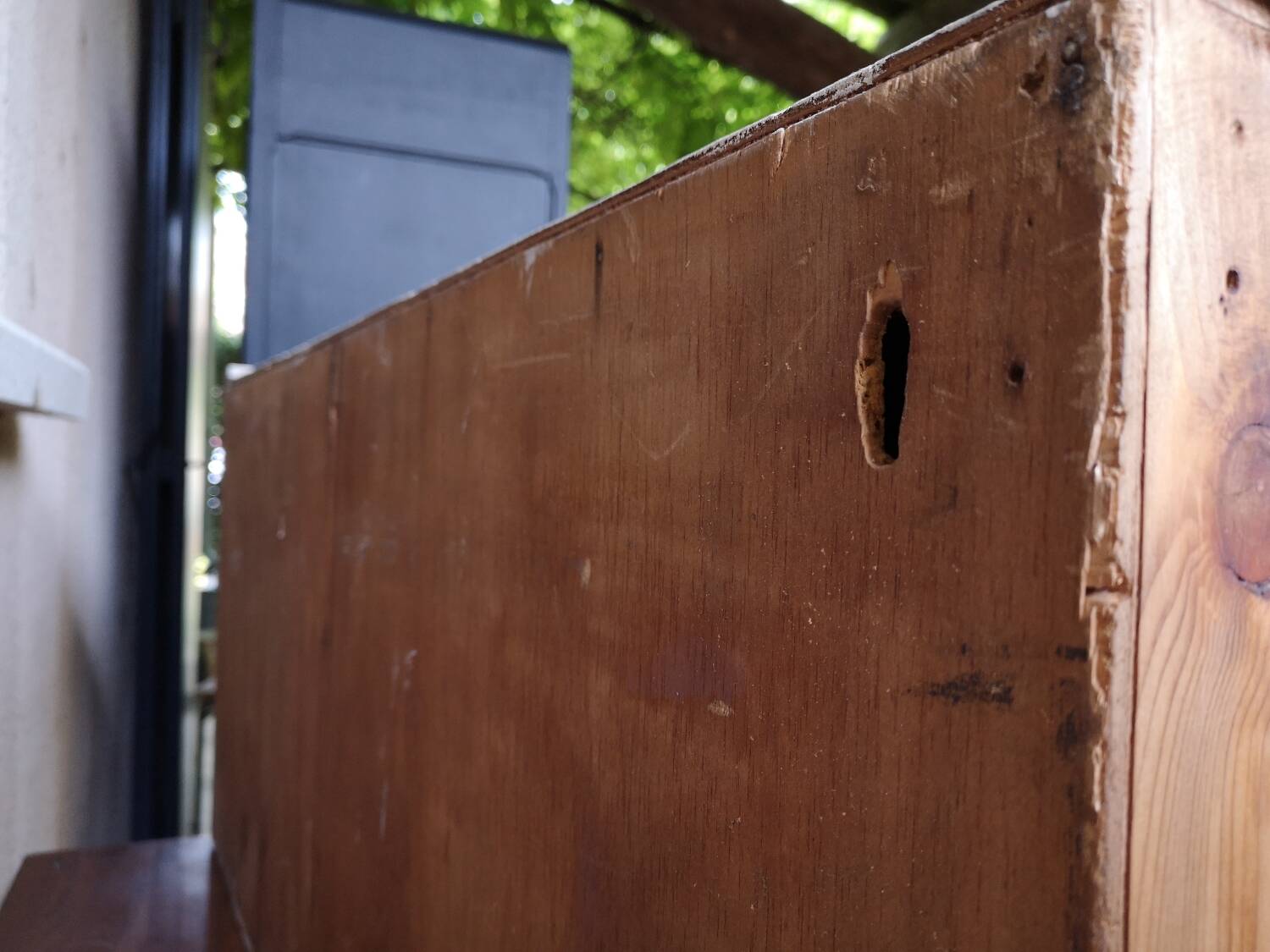 Hanging cupboard, wall mounted.