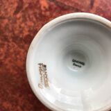 Paire de mazagrans en porcelaine de Limoges décor voitures anciennes