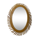 Miroir en rotin ovale rayonnant vers 1960 - 37x50cm