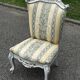 Chauffeuse de style Louis XV avec repose-pieds assorti – XXe siècle