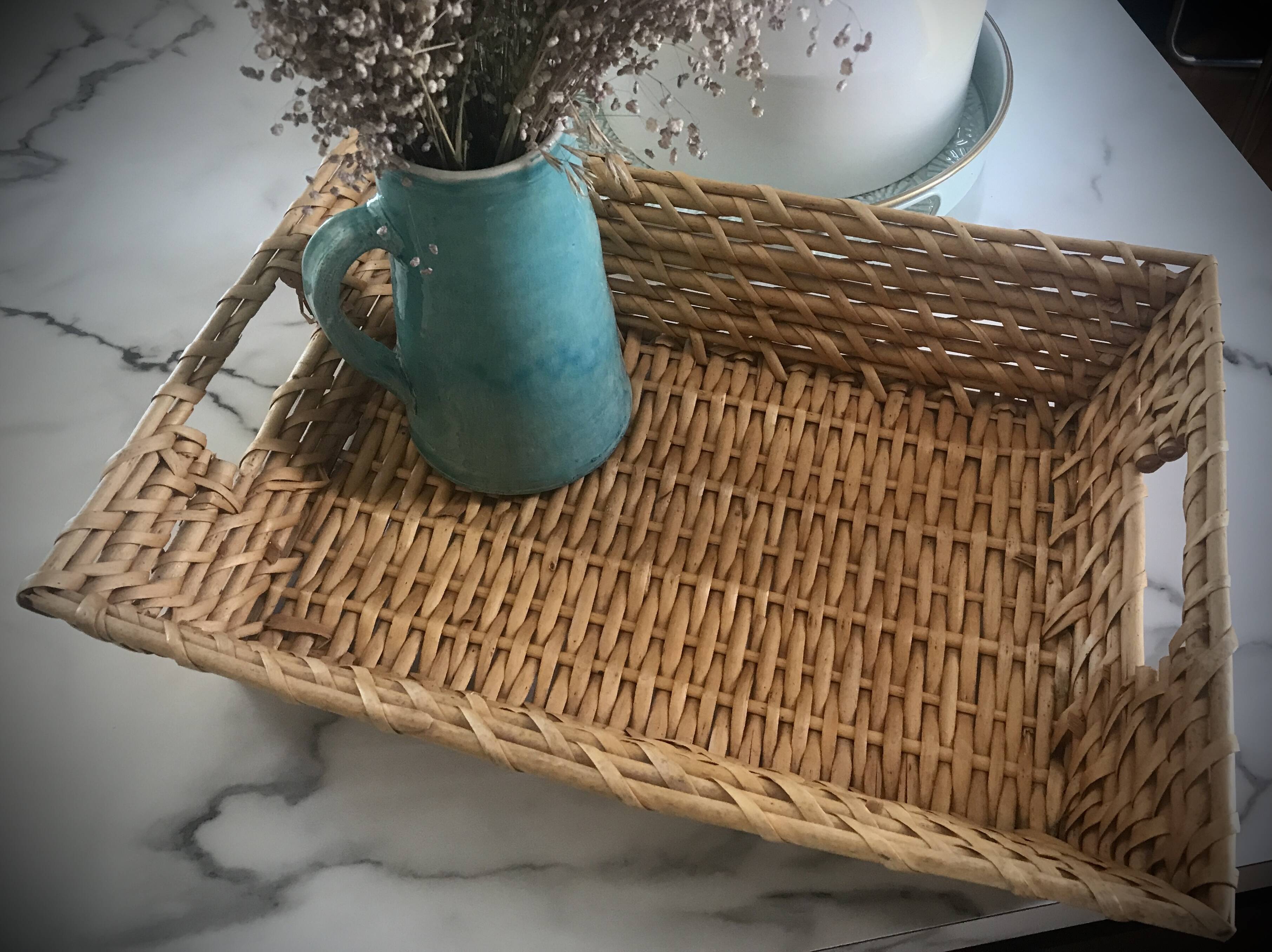Rectangular woven rattan tray