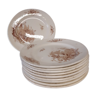 10 assiettes en faïence de Lunéville